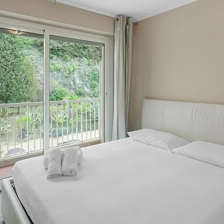 Апартаменты Vina Del Mare With Panoramic Sea Views - Happy Ментона